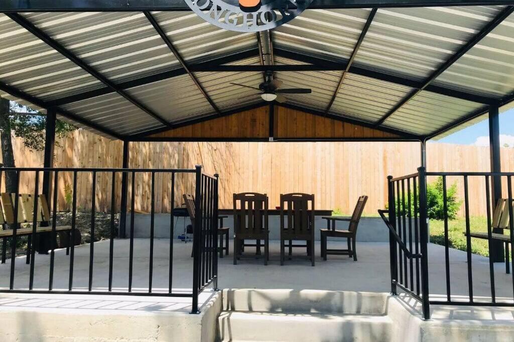サンアントニオ Cyc Eclectic Back House With Bbq Gazeboヴィラ エクステリア 写真